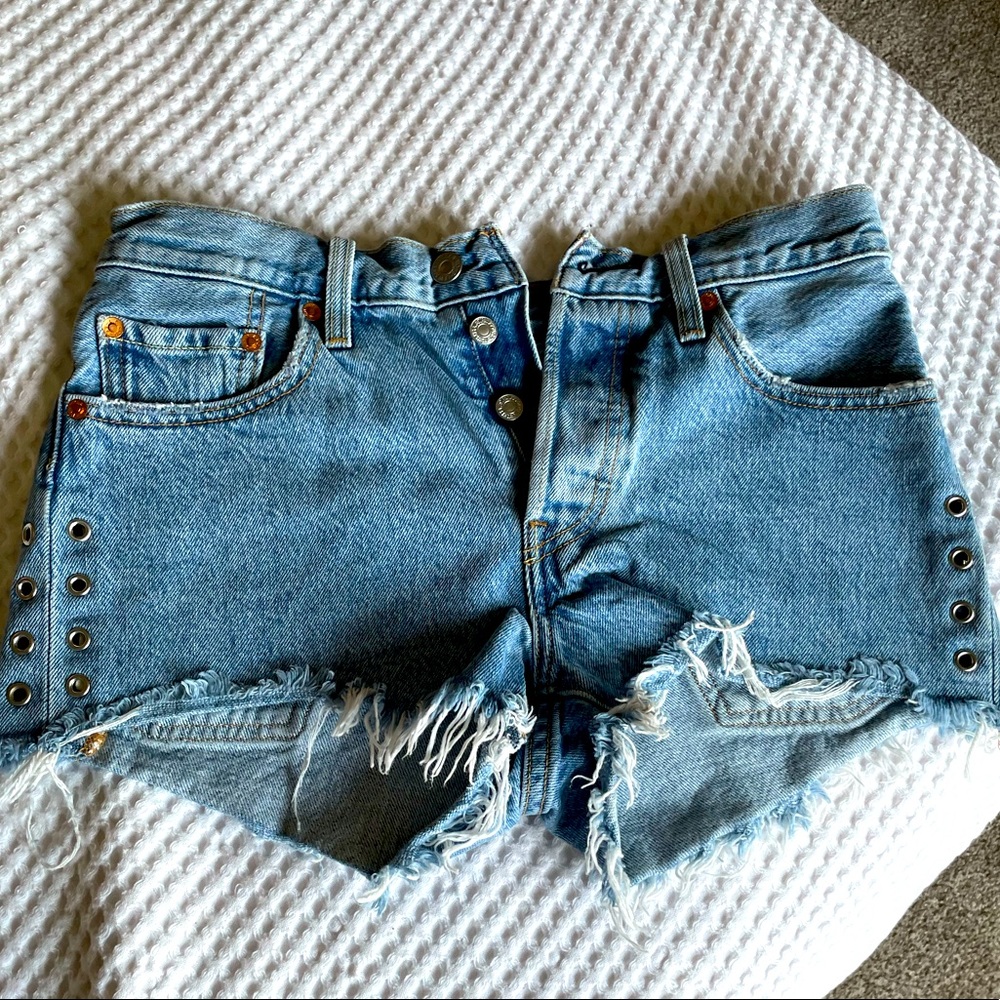 Levi High Waist Short